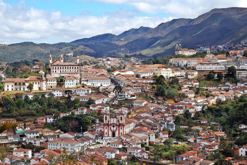 Northern Section Board members ALEX HINDS and JUAN BORRELLI, AICP, traveled to Ouro Preto, Brazil, 100 km north of Rio de Janeiro — a historic former mining town and a UNESCO World Heritage site — in January 2019 with RICK KOS, AICP, and 10 of Rick’s students from San Jose State University.